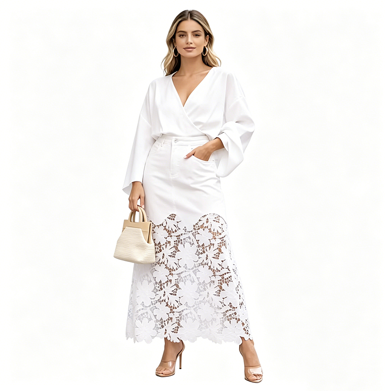 Cecilia | Gonna in Denim con Orlo in Pizzo